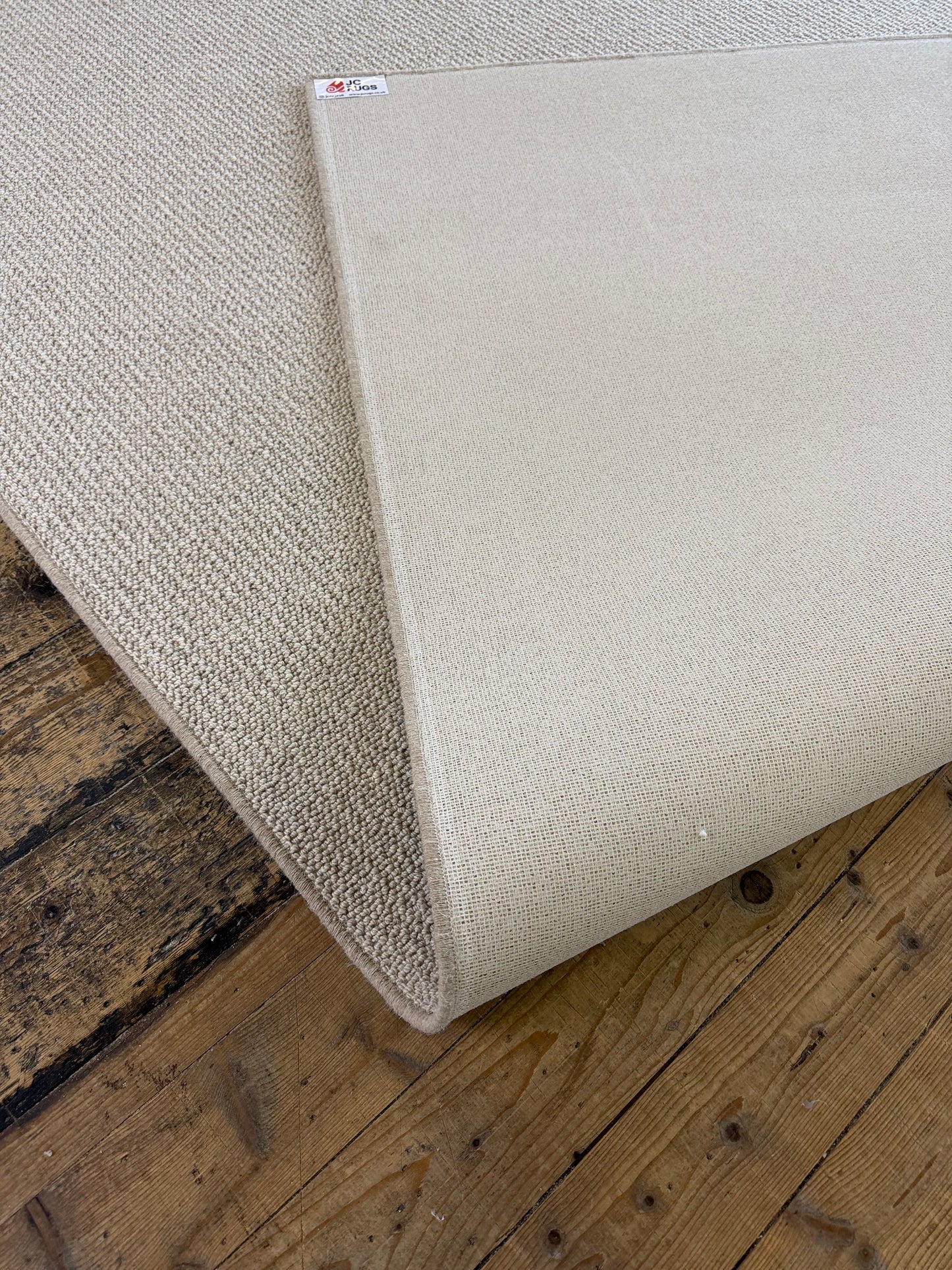 Graze 100% wool rug 250cm x 345cm