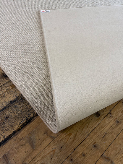 Graze 100% wool rug 250cm x 345cm