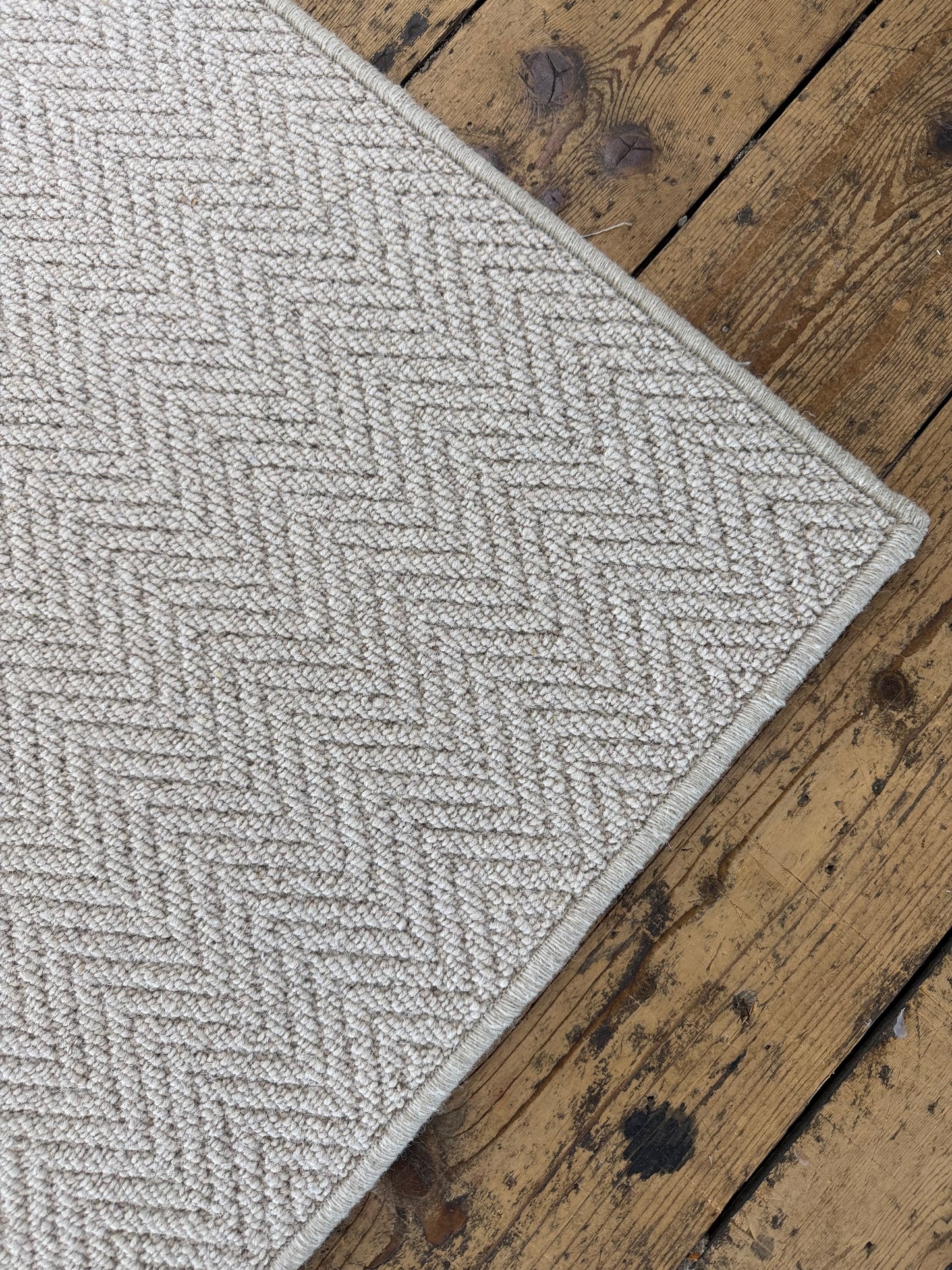 Oxford tone herringbone 100% wool rug 250cm x 349cm
