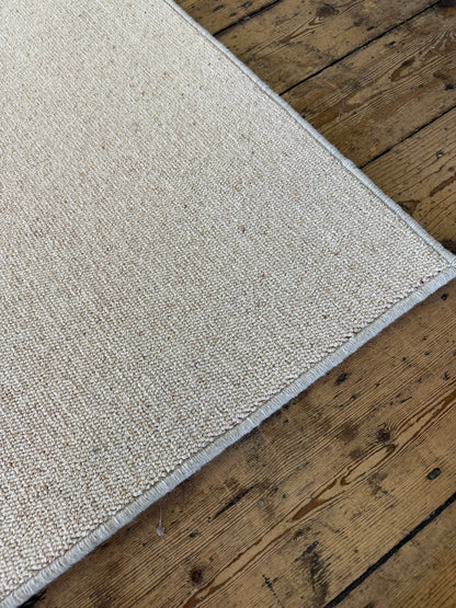 Biscuit 100% wool rug 290cm x 390cm