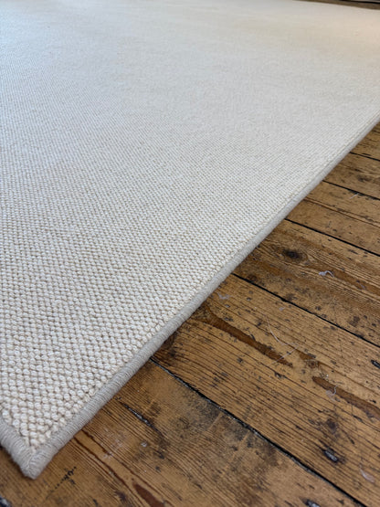 Eagle 100% undyed wool rug 250cm x 350cm