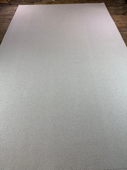 Pearled ivory 100% polypropylene rug 225cm x 357cm