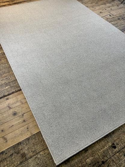 Pumice 100% wool rug 190cm x 290cm