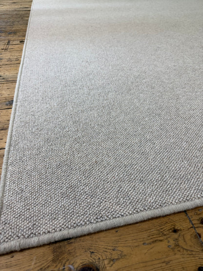 Curlew 100% wool rug 252cm x 397cm