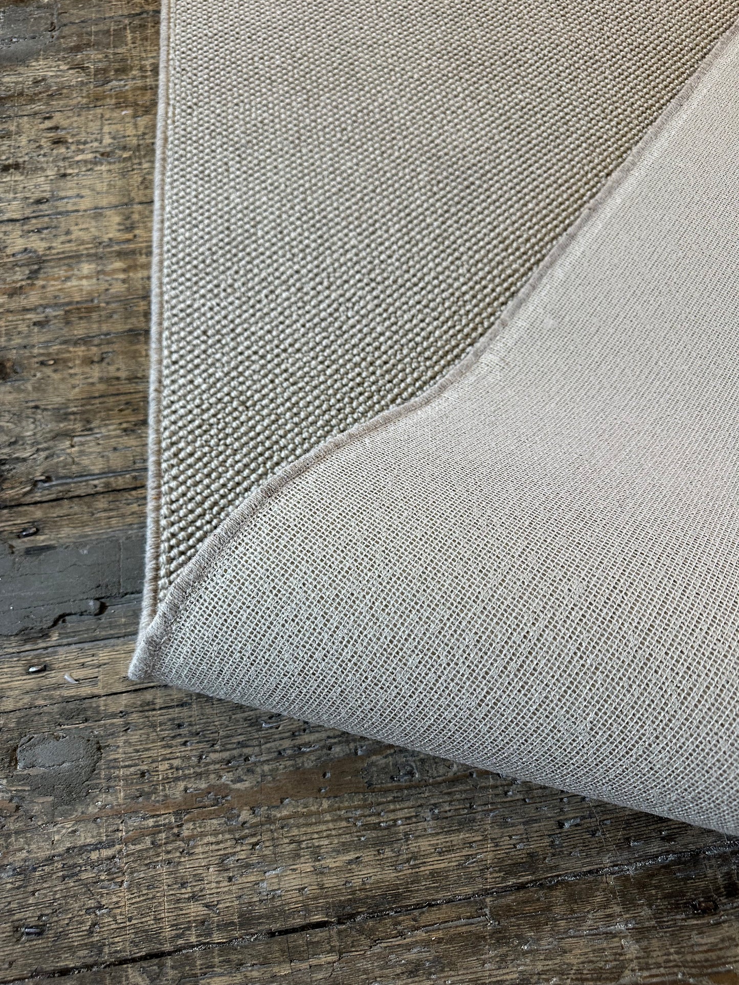 Harvest Crop 100% wool rug 210cm x 265cm