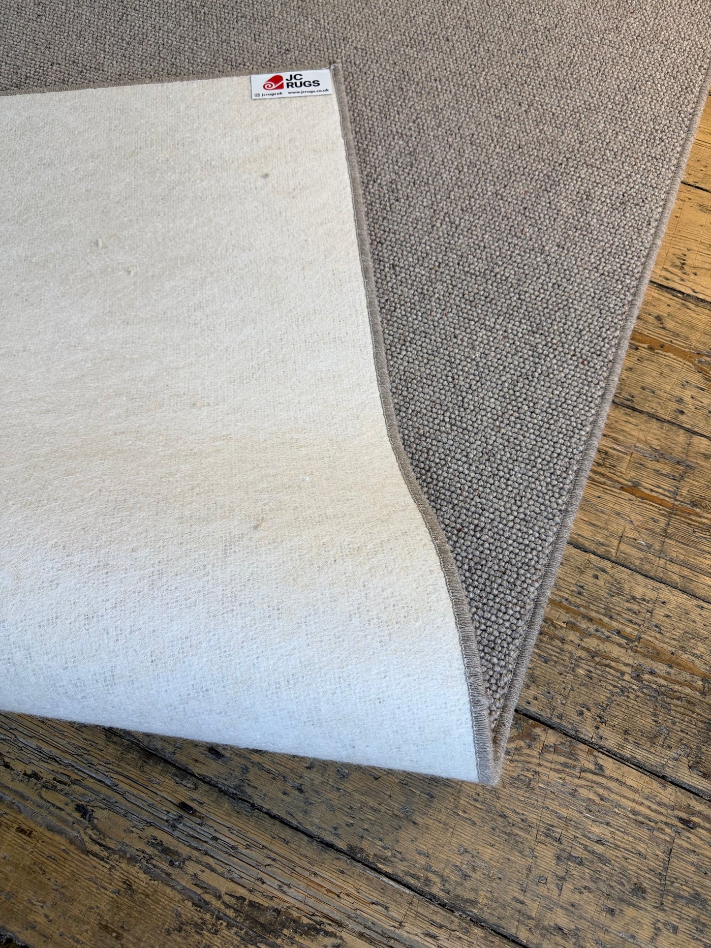 Dapper 100% wool rug 230cm x 330cm