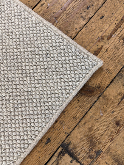 Lunar 100% wool rug 255cm x 368cm
