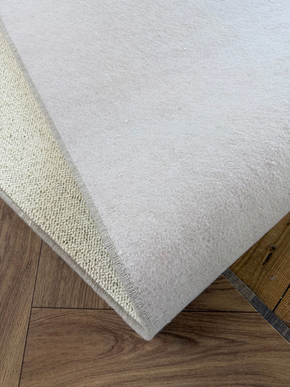 Blanc ivorie 100% wool rug 284cm x 338cm