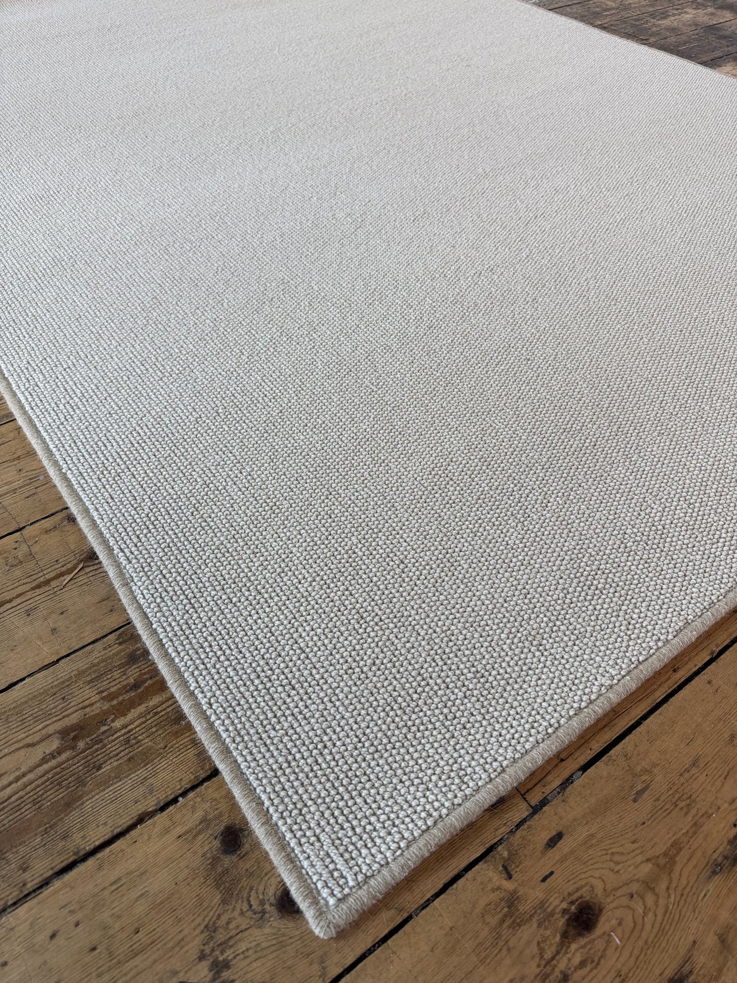 Royal view 100% wool rug 170cm x 240cm