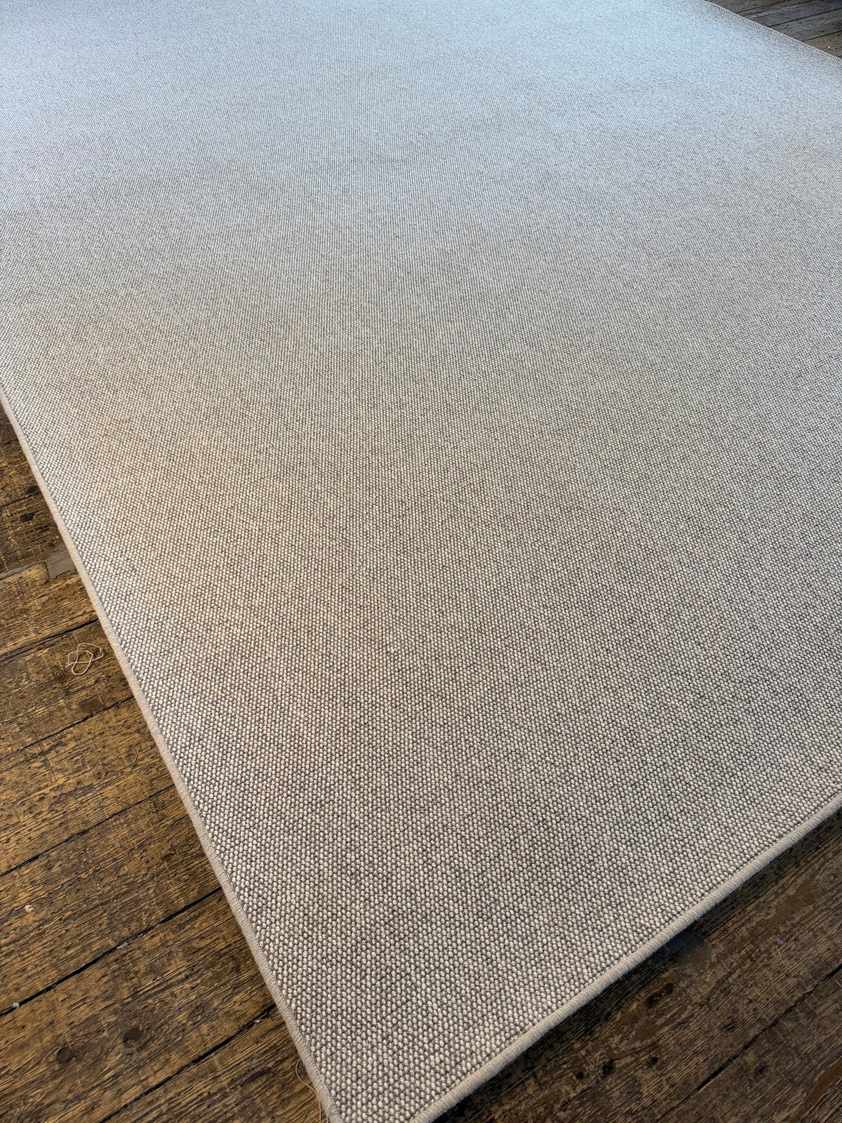 Coastal 100% wool rug 292cm x 400cm