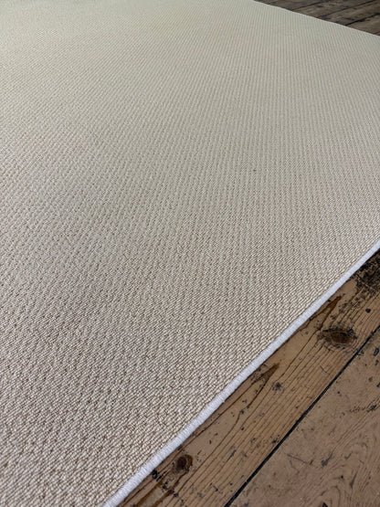 Honeycomb 100% wool rug 276cm x 398cm