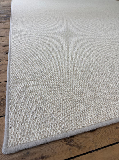 Ricecake 100% wool rug 189cm x 279cm