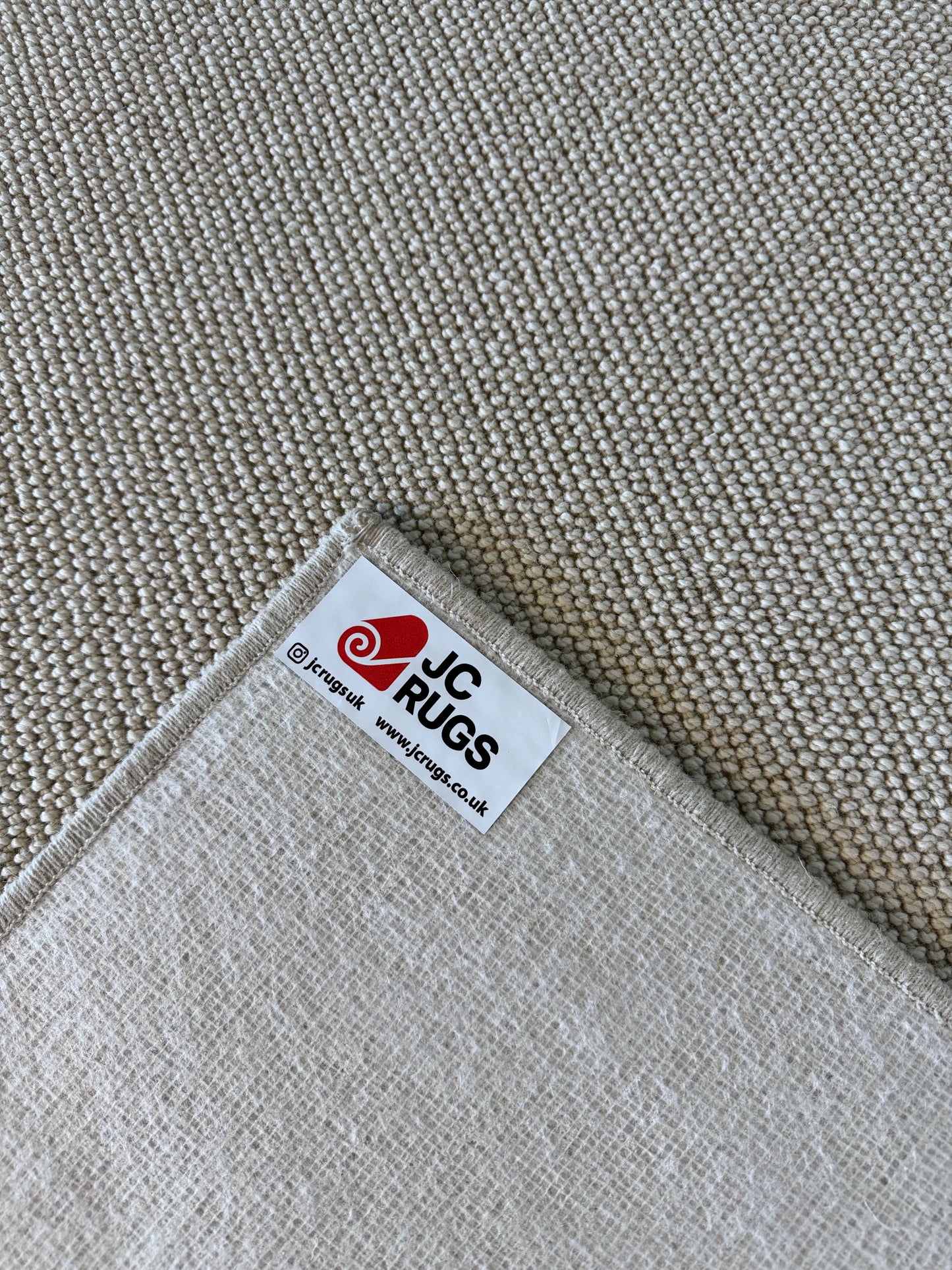 Royal view 100% wool rug 224cm x 310cm