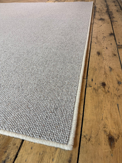 Dapple 100% wool rug 206cm x 305cm