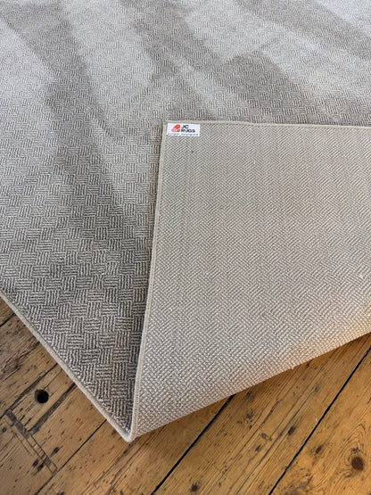 Basketweave 100% polypropylene rug 200cm x 300cm