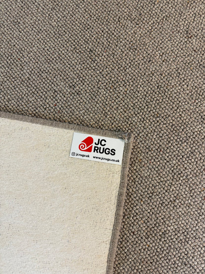 Dapper 100% wool rug 260cm x 360cm