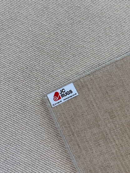 Tawny 100% wool rug 230cm x 230cm