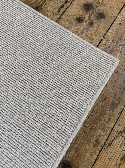 Champagne 100% wool rug 210cm x 300cm
