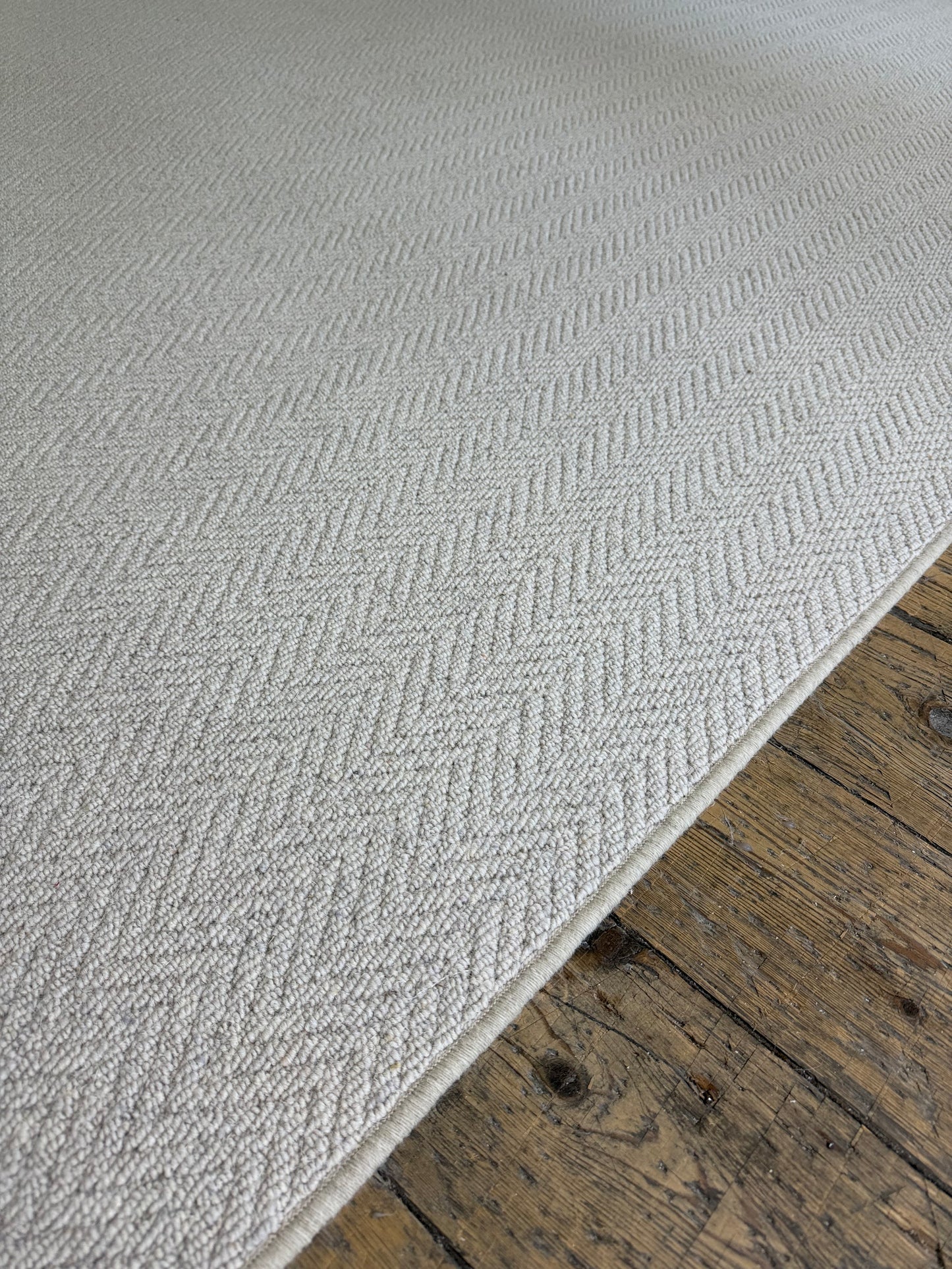 Aran Herringbone 100% wool rug 248cm x 338cm