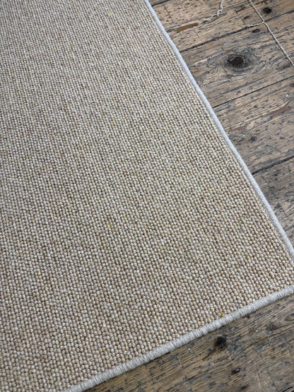 Wheaten 100% wool rug 280cm x 298cm