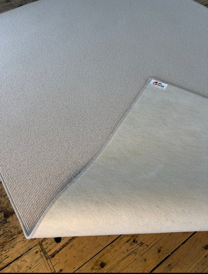 Whisper 100% wool rug 193cm x 284cm