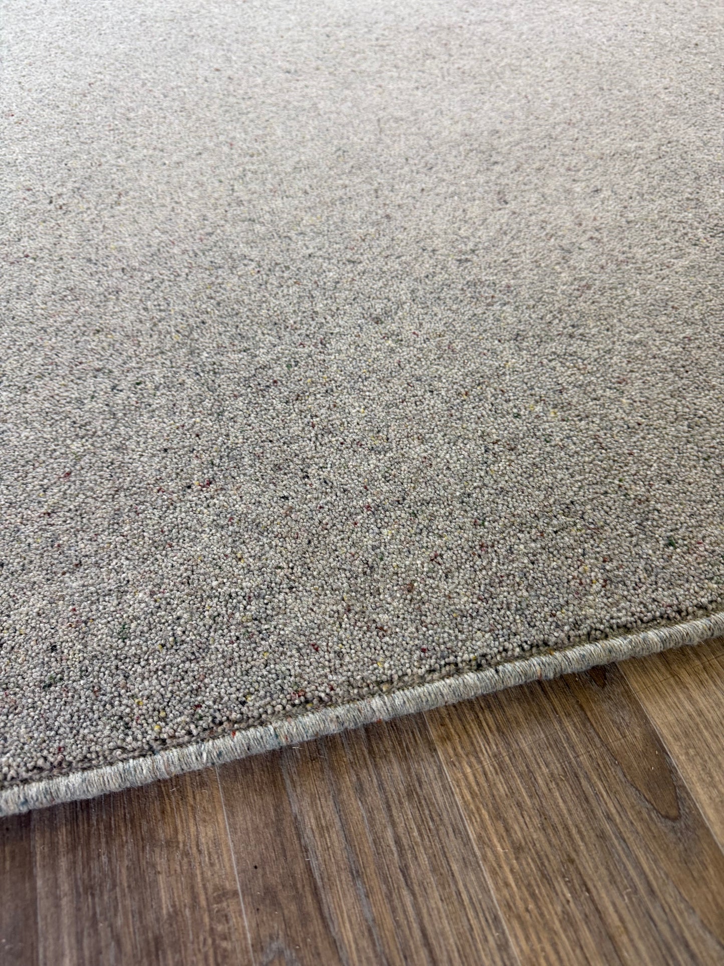 Green tea 80/20 wool rug 178cm x 280cm