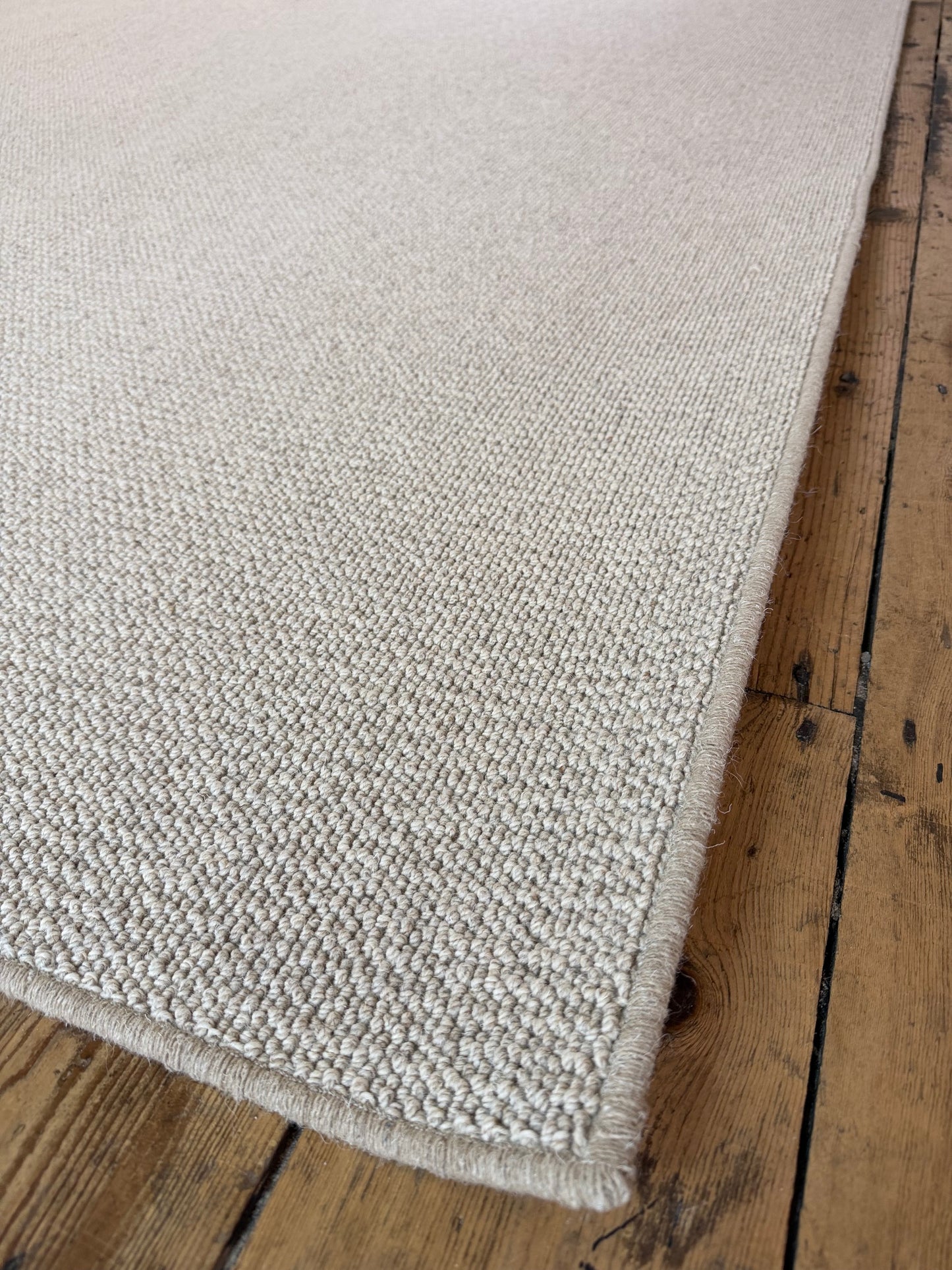 Graze 100% wool rug 250cm x 345cm