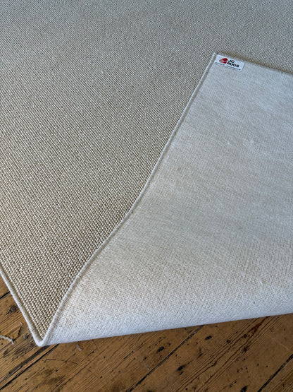 Royal view 100% wool rug 224cm x 310cm