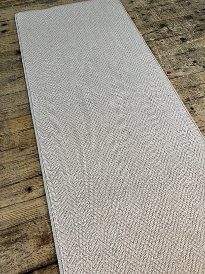Herringbone 100% wool runner 77cm x 306cm