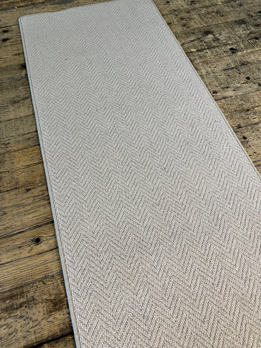 Herringbone 100% wool runner 77cm x 306cm