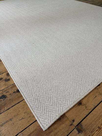 Aran Herringbone 100% wool rug 248cm x 338cm