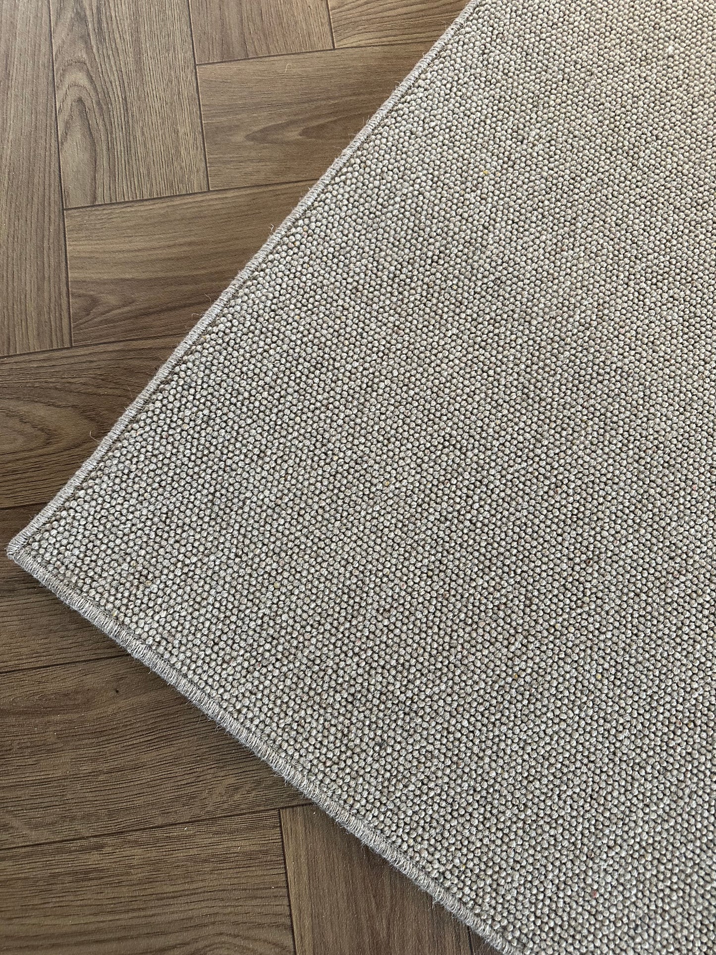 Flax 100% wool rug 200cm x 304cm