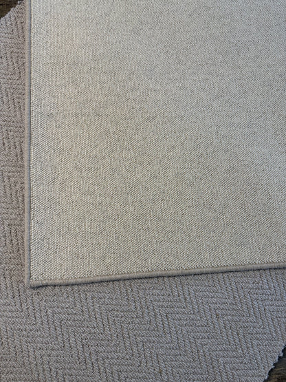 Lapwing 100% wool rug 240cm x 340cm