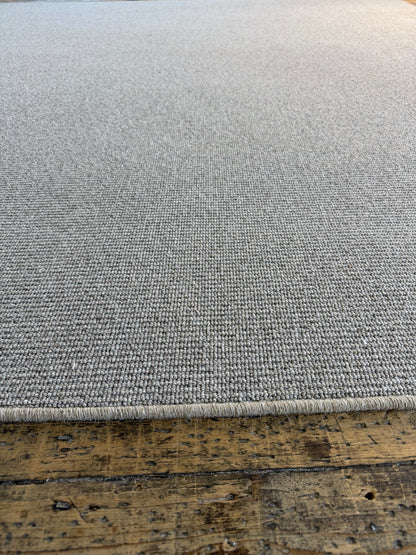 Flaxen 100% wool rug 260cm x 260cm