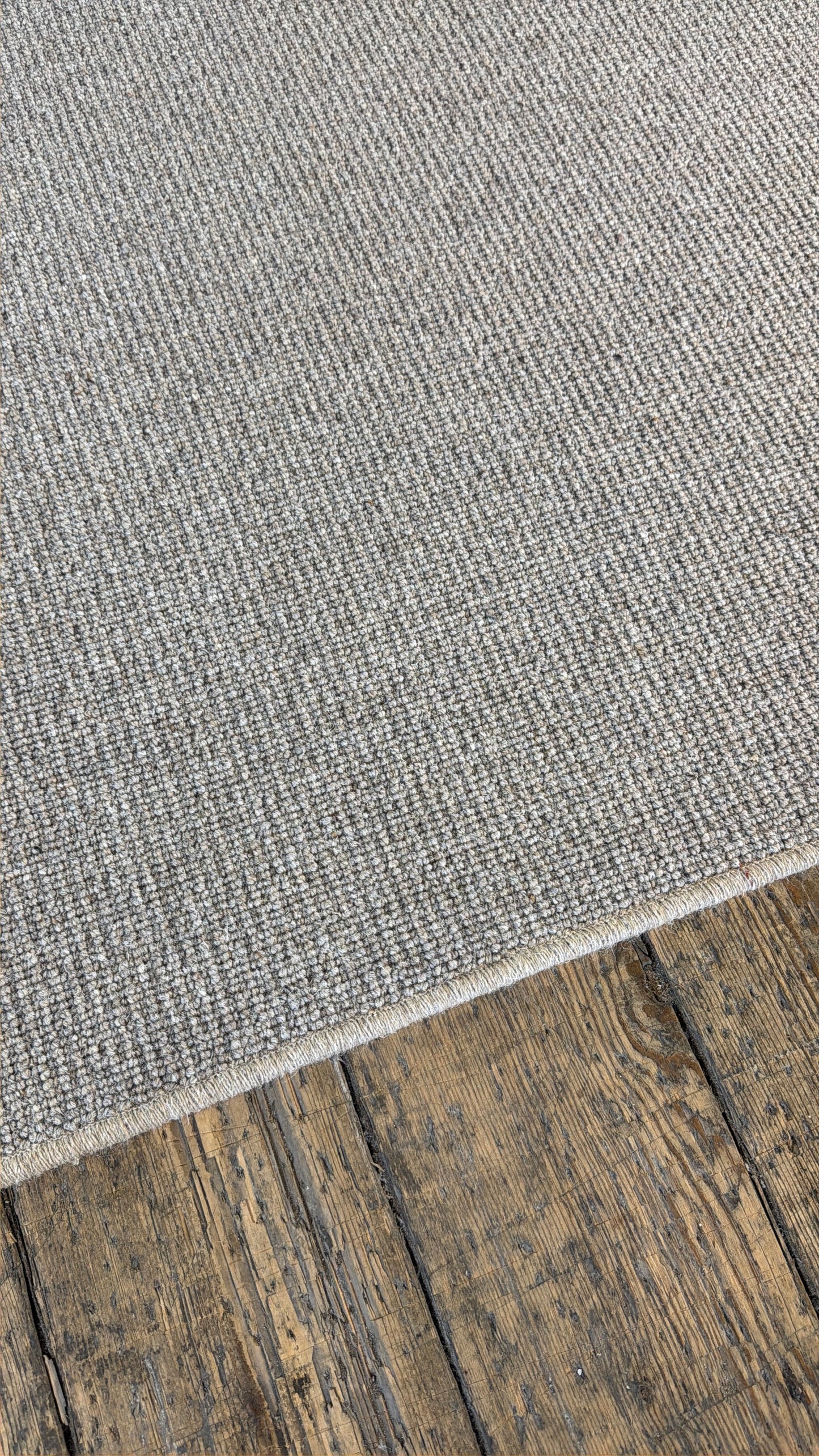 Flaxen 100% wool rug 260cm x 260cm