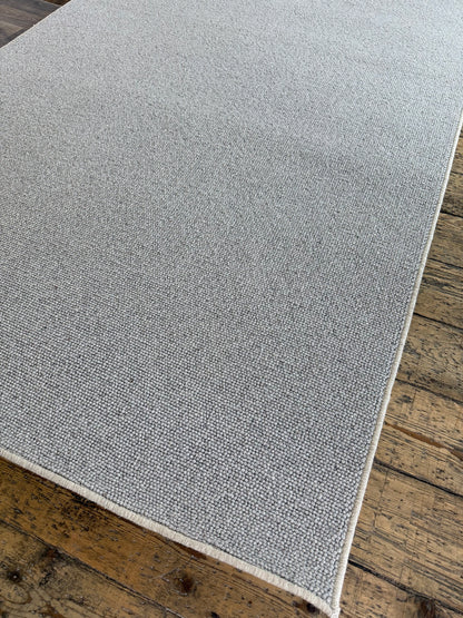 Dolphin grey 100% wool rug 152cm x 257cm