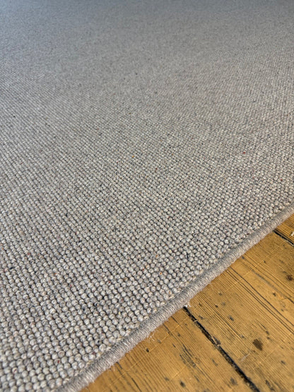 Dapper 100% wool rug 230cm x 330cm