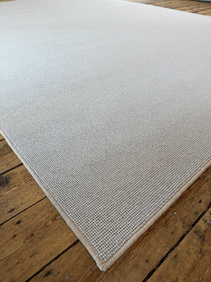 Drydale 100% wool rug 290cm x 397cm