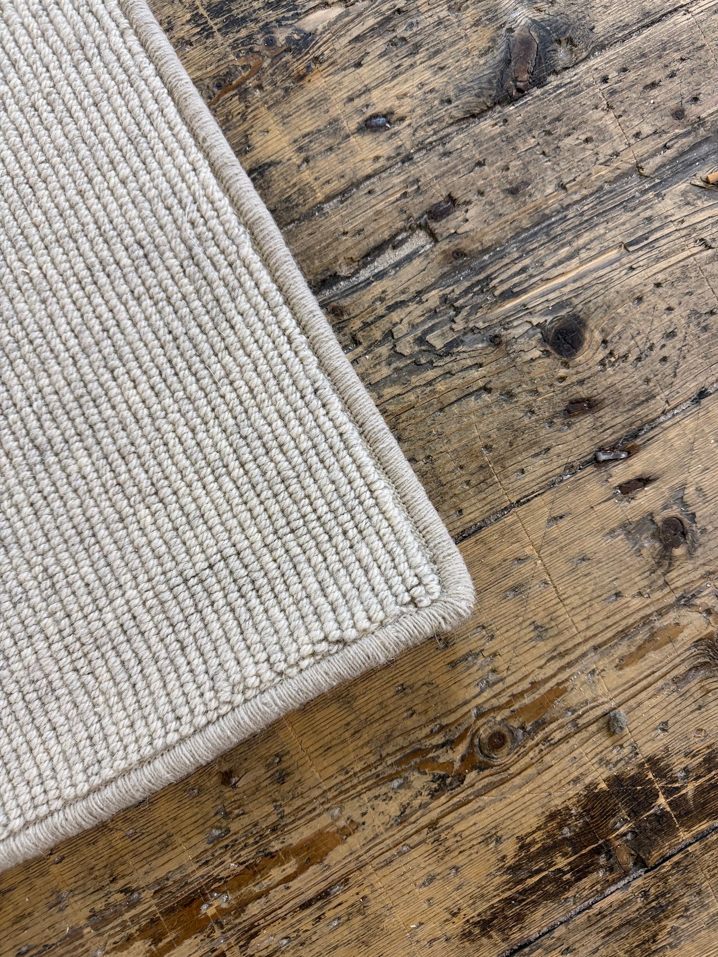 Tawny 100% wool hallway runner 70cm x 310cm