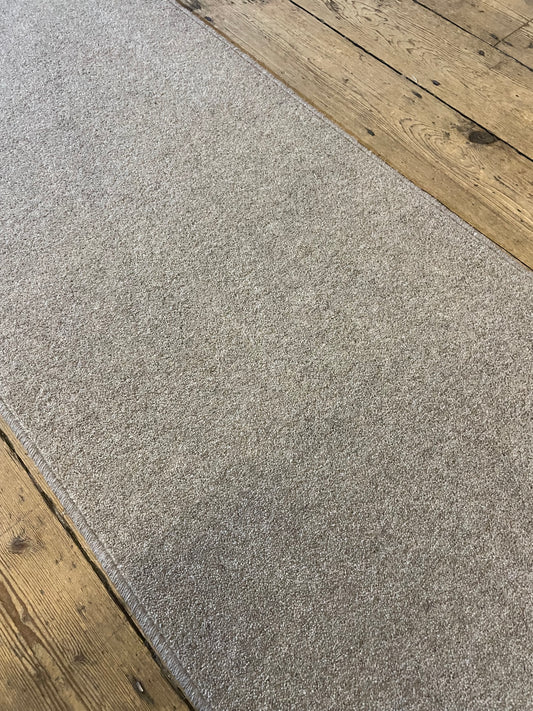 Grey wool runner 65cm x 200cm