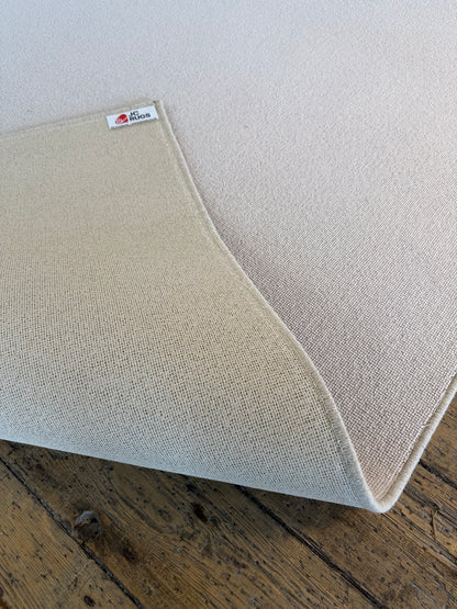 Pebble 100% wool rug 256cm x 343cm