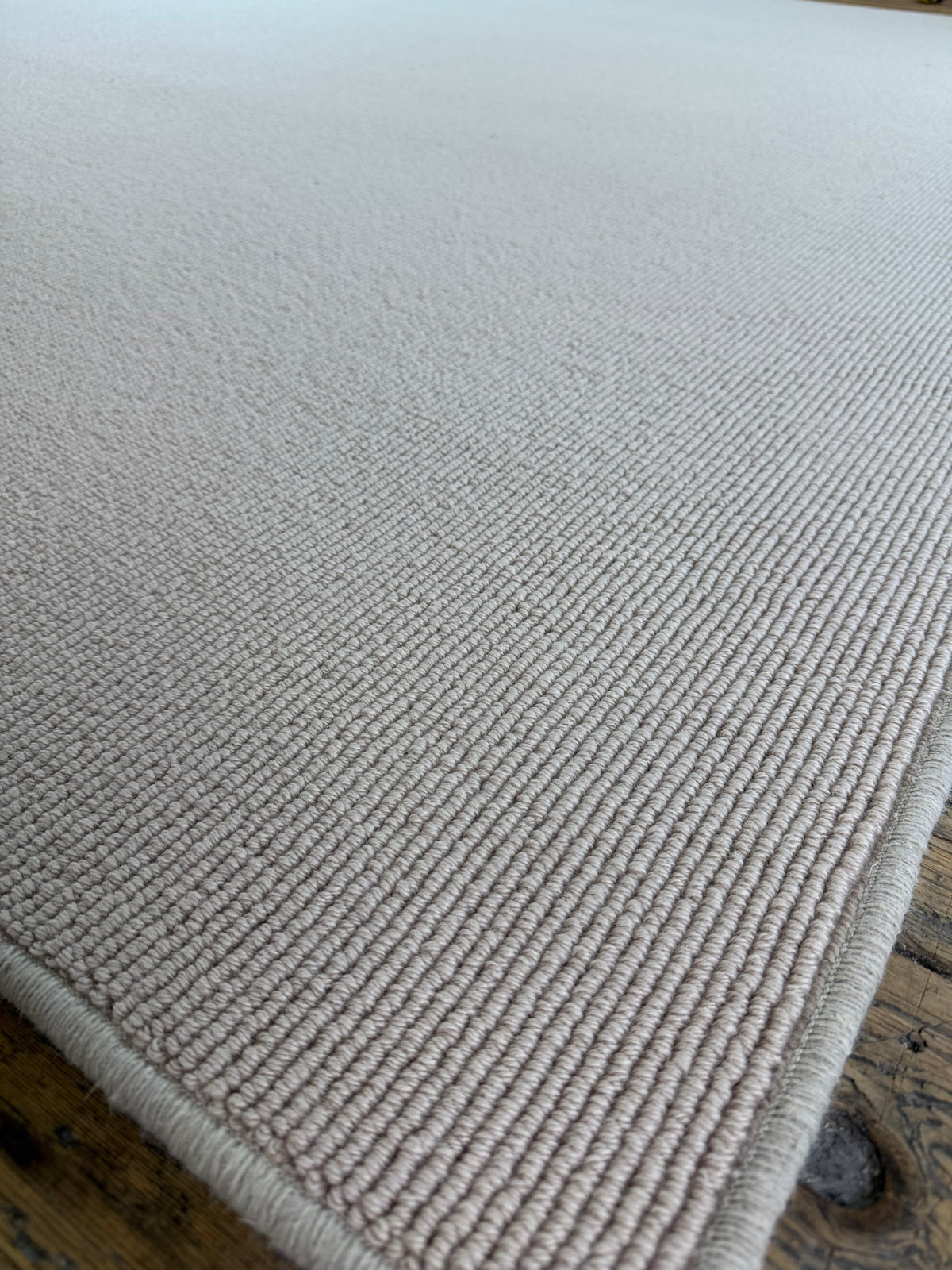 Champagne 100% wool rug 225cm x 256cm