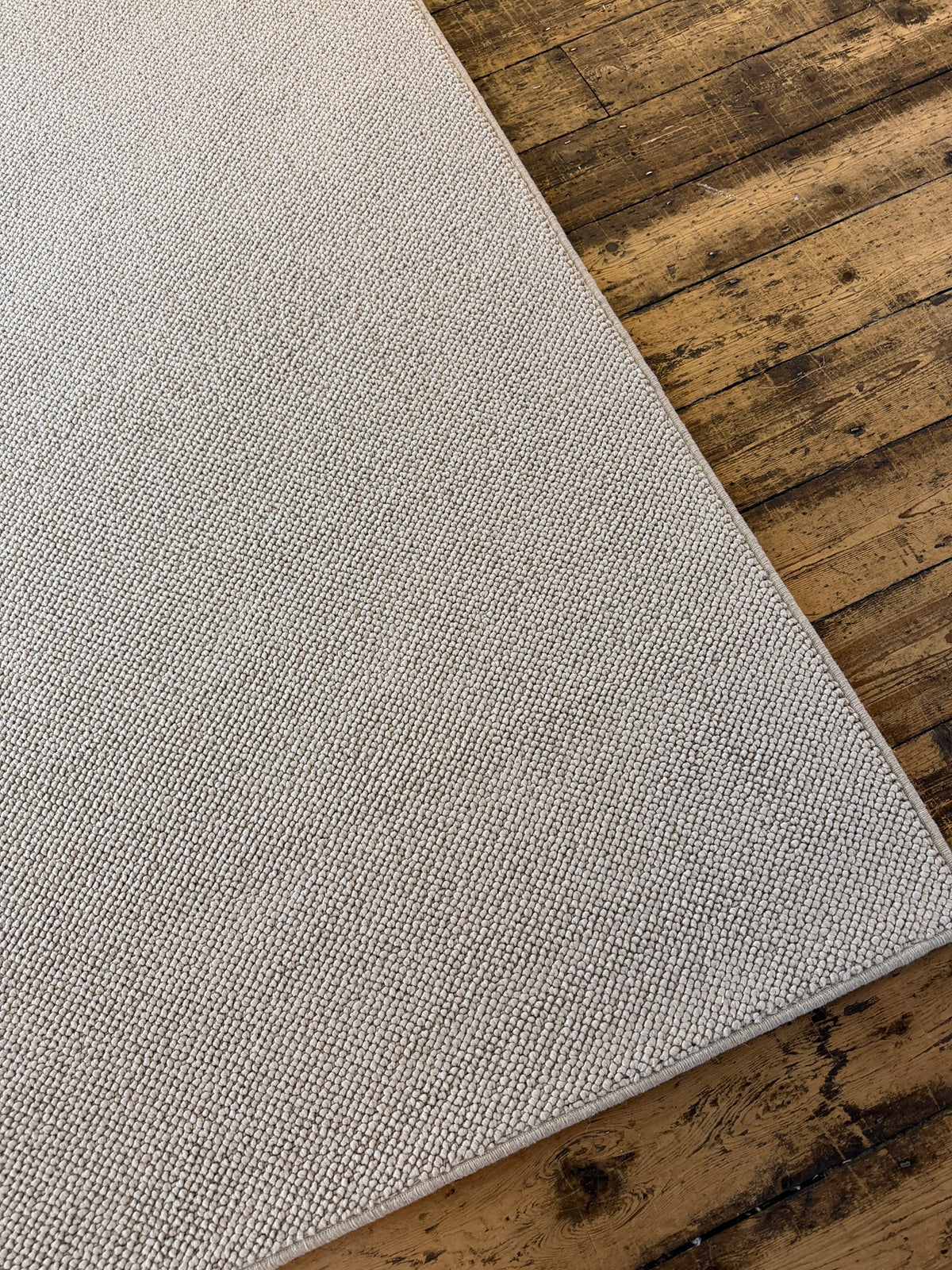 Grosvenor 100% polypropylene rug 160cm x 280cm