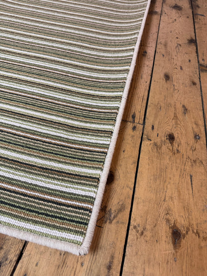 Palm bay 100% wool rug 161cm x 272cm
