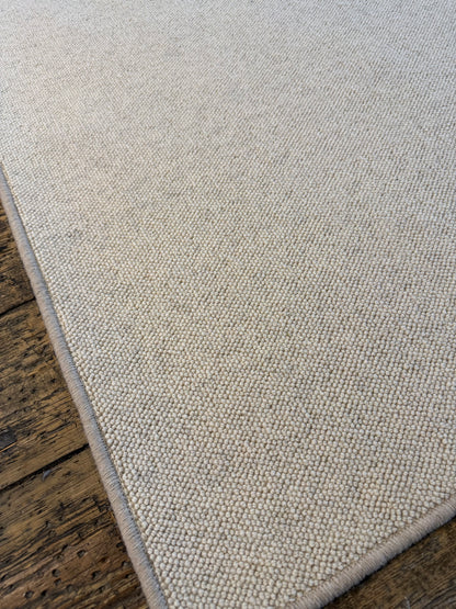 Lapwing 100% wool rug 240cm x 340cm