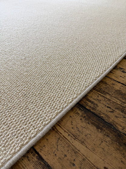 Ricecake 100% wool rug 189cm x 279cm