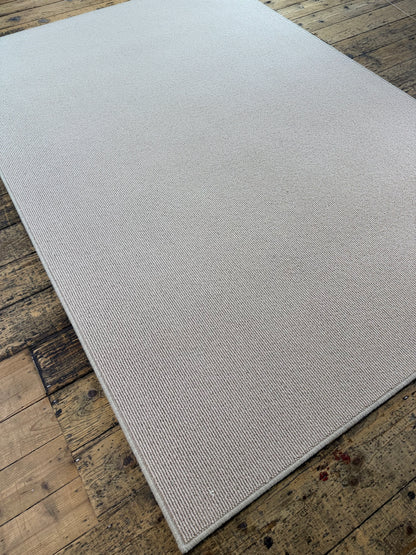 Champagne 100% wool rug 174cm x 255cm
