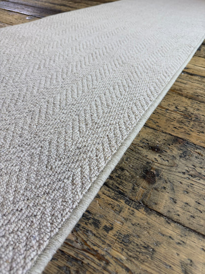 Ecru 100% wool hallway runner 71cm x 252cm