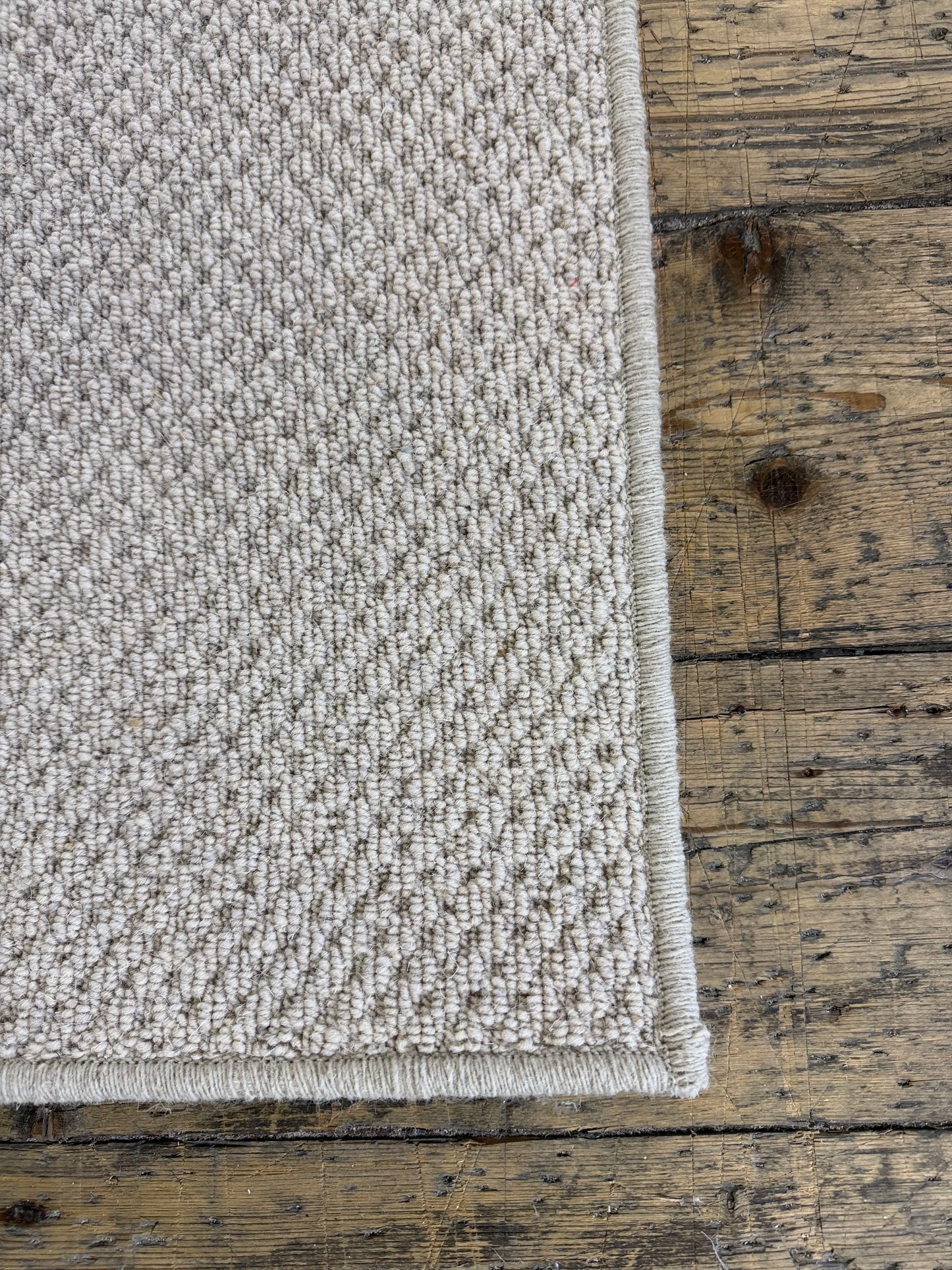 Oxford beige 100% wool rug 170cm x 278cm