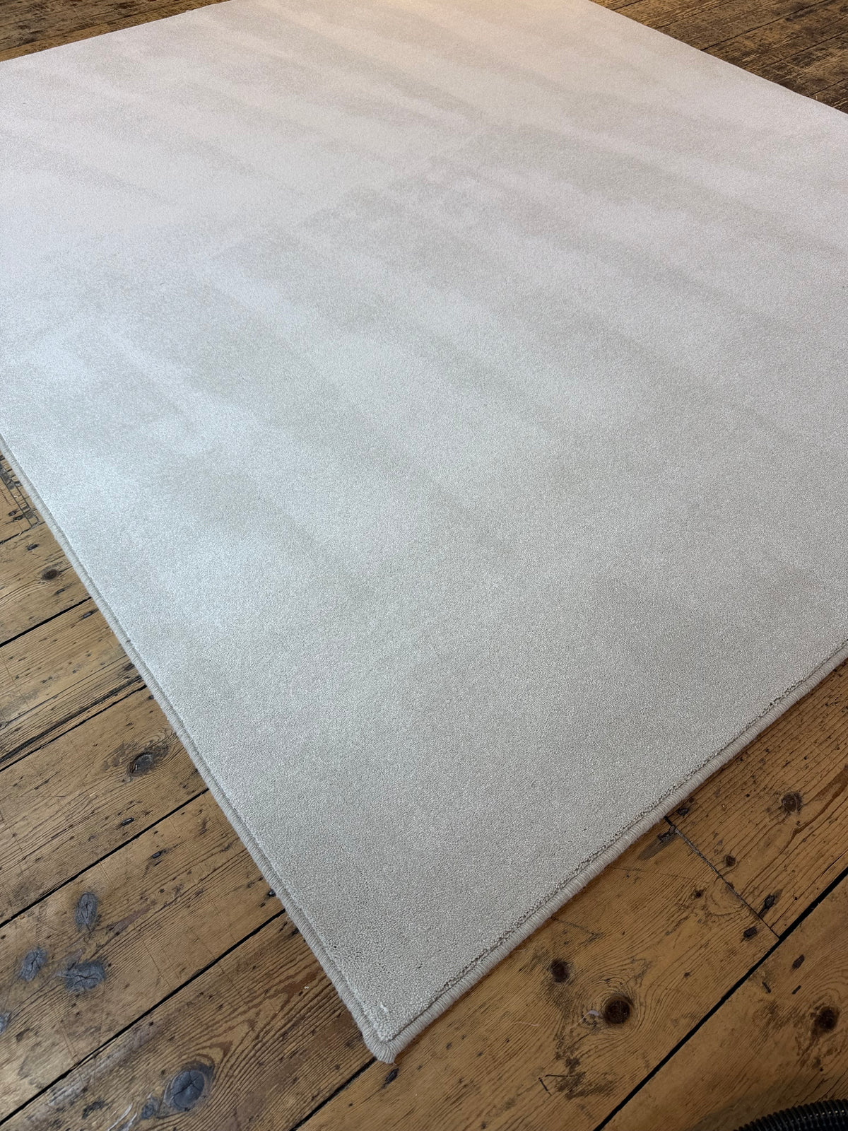 Linen 100% polypropylene rug 200cm x 240cm